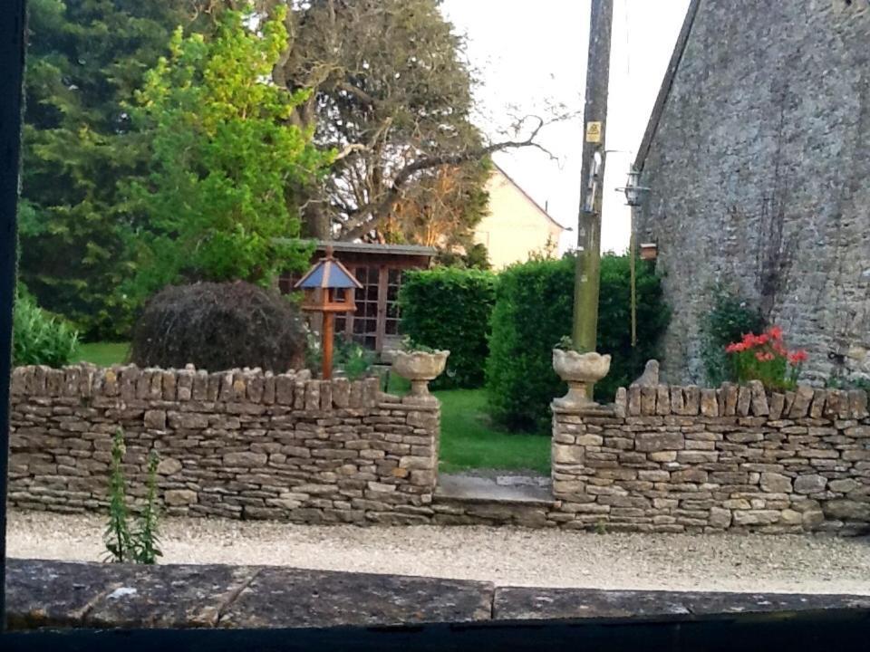 The Manor Farm Alderton Villa Chippenham  Exteriör bild