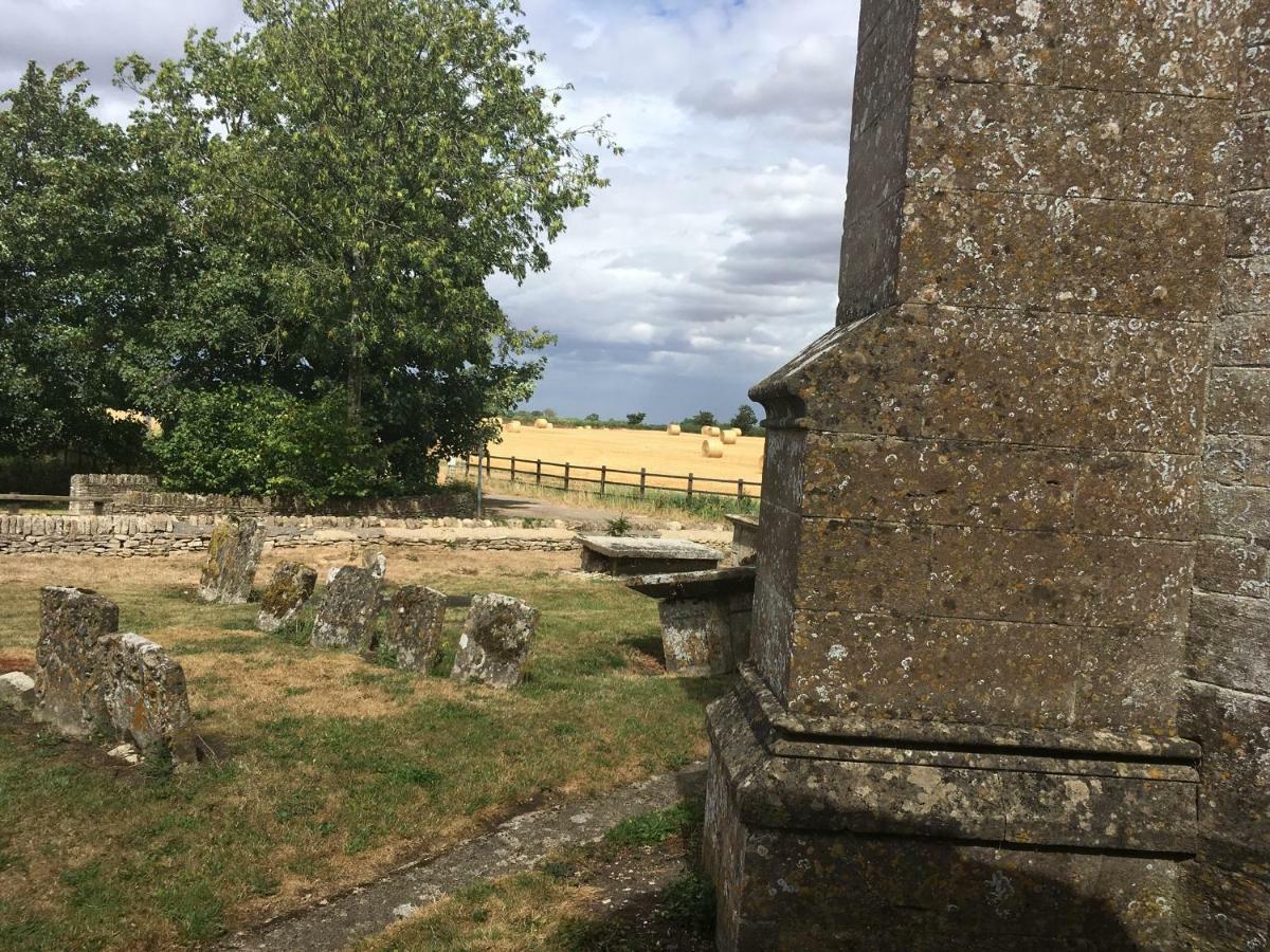 The Manor Farm Alderton Villa Chippenham  Exteriör bild